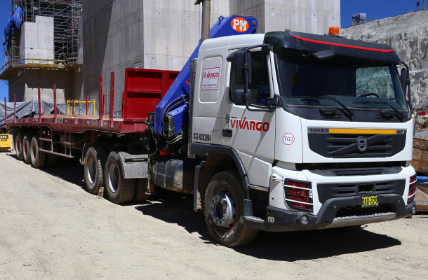 Tracto remolcador grua VOLVO -FM6x4TPM50 2